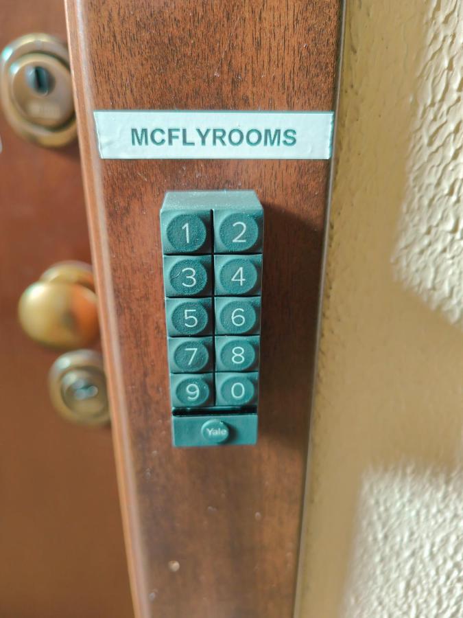 Mc Fly Rooms Malpensa Airport Gallarate Buitenkant foto