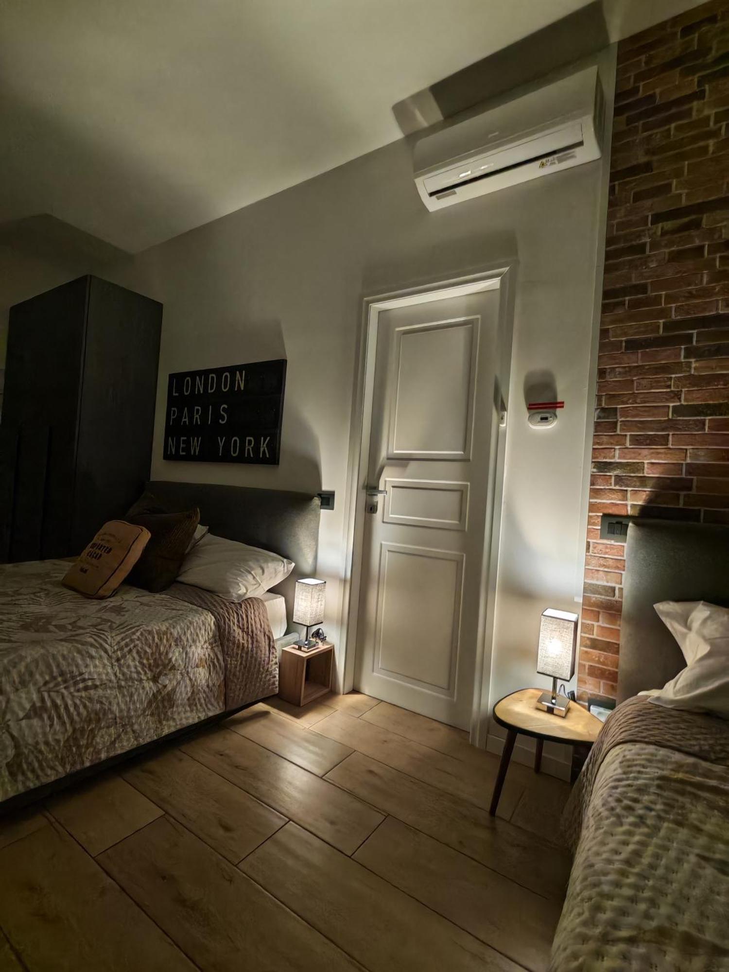 Mc Fly Rooms Malpensa Airport Gallarate Buitenkant foto